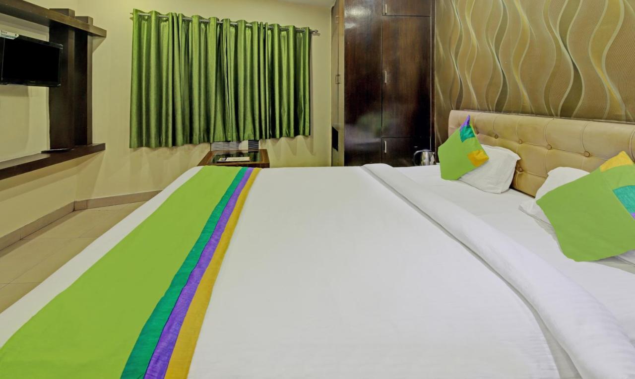 Treebo Archie Regency Hotel Ráncsí Kültér fotó