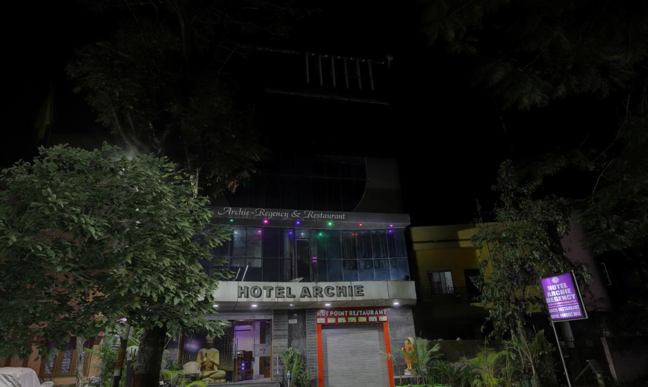 Treebo Archie Regency Hotel Ráncsí Kültér fotó