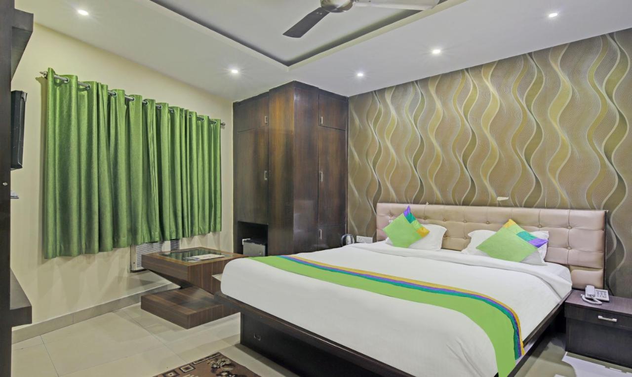 Treebo Archie Regency Hotel Ráncsí Kültér fotó